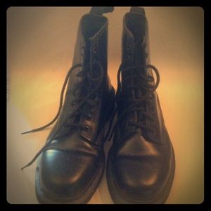 Doc Martens Boots - almost new!